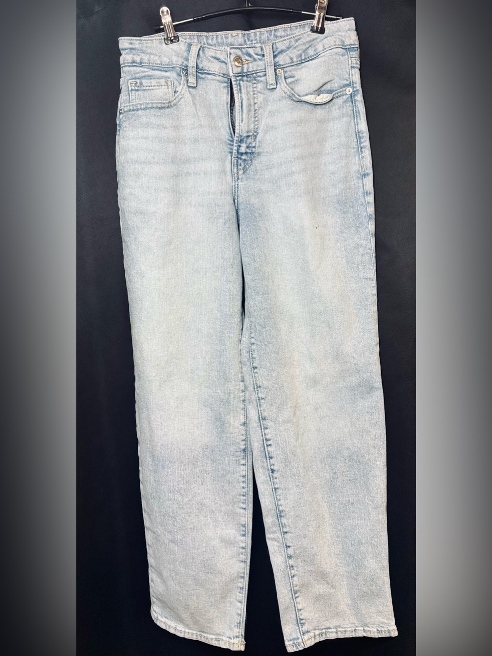 Light Wash women’s Jeans - Classic Straight Fit
